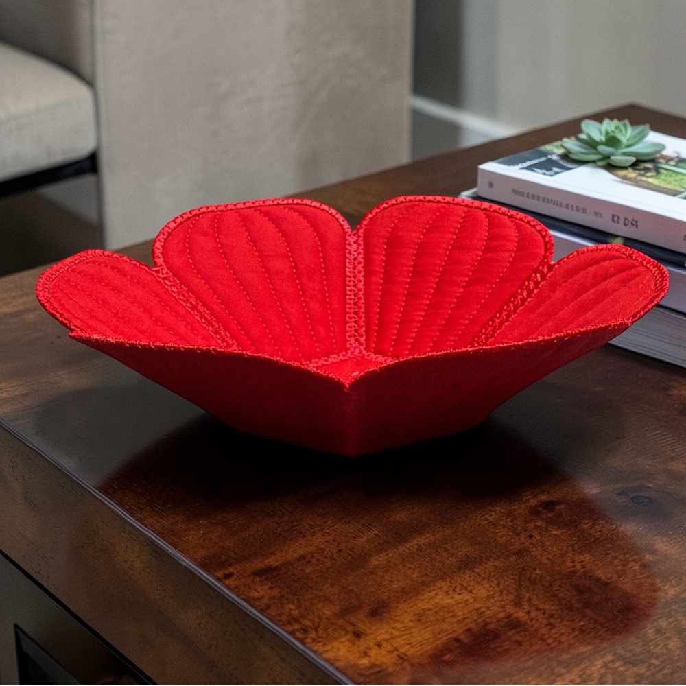 Hand Crafted Basket Center Piece Bowl Quilted 8”round x 3” in Red Flower-Shaped